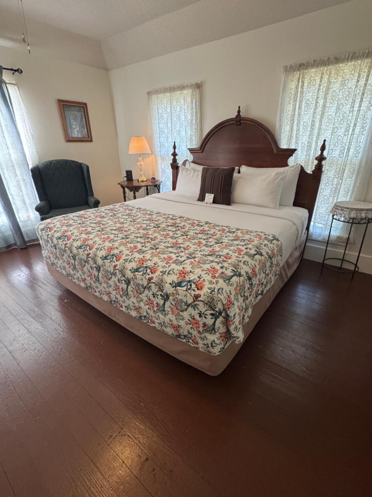 Ozark Country Inn 芒廷维尤 外观 照片