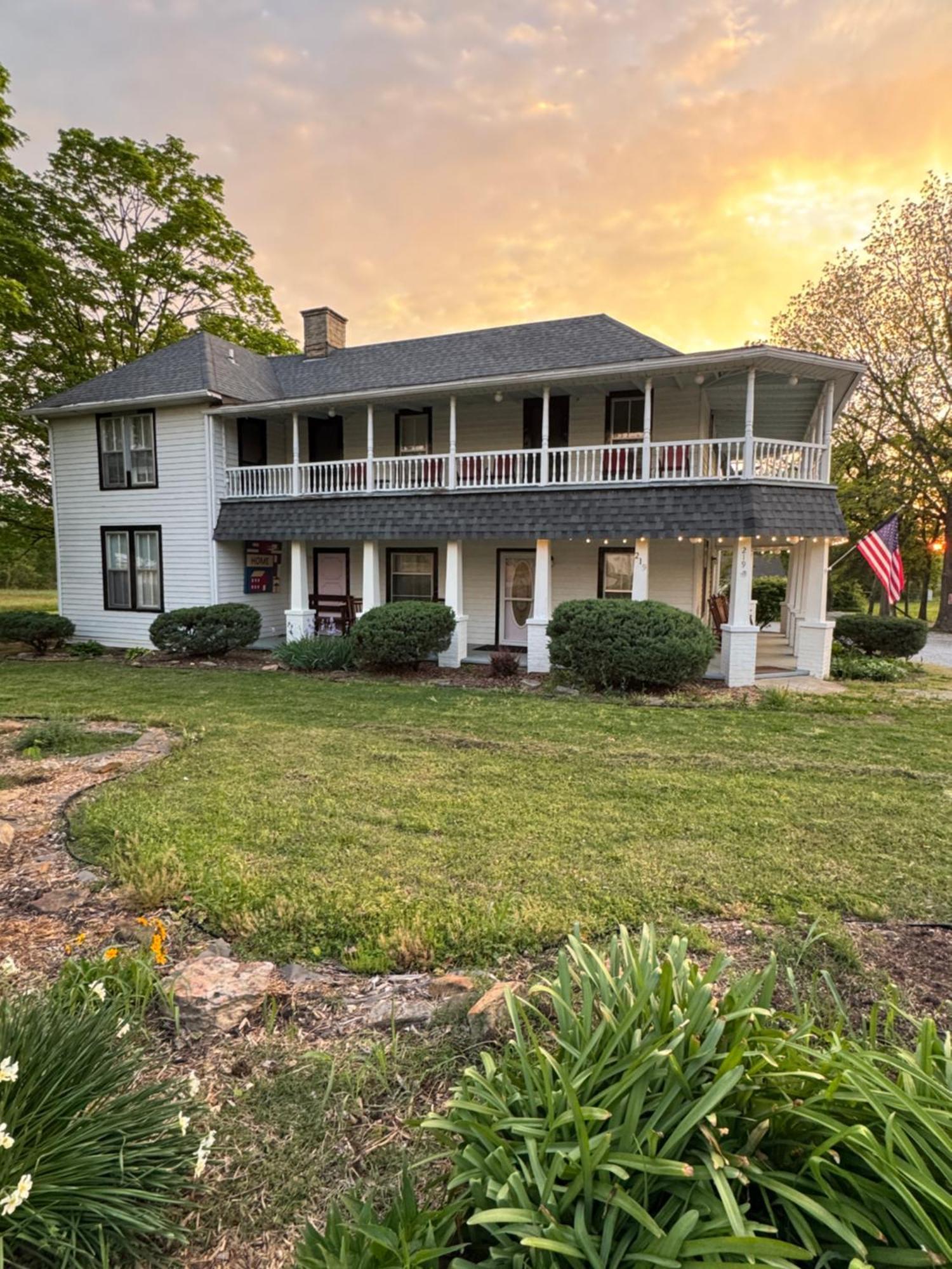 Ozark Country Inn 芒廷维尤 外观 照片