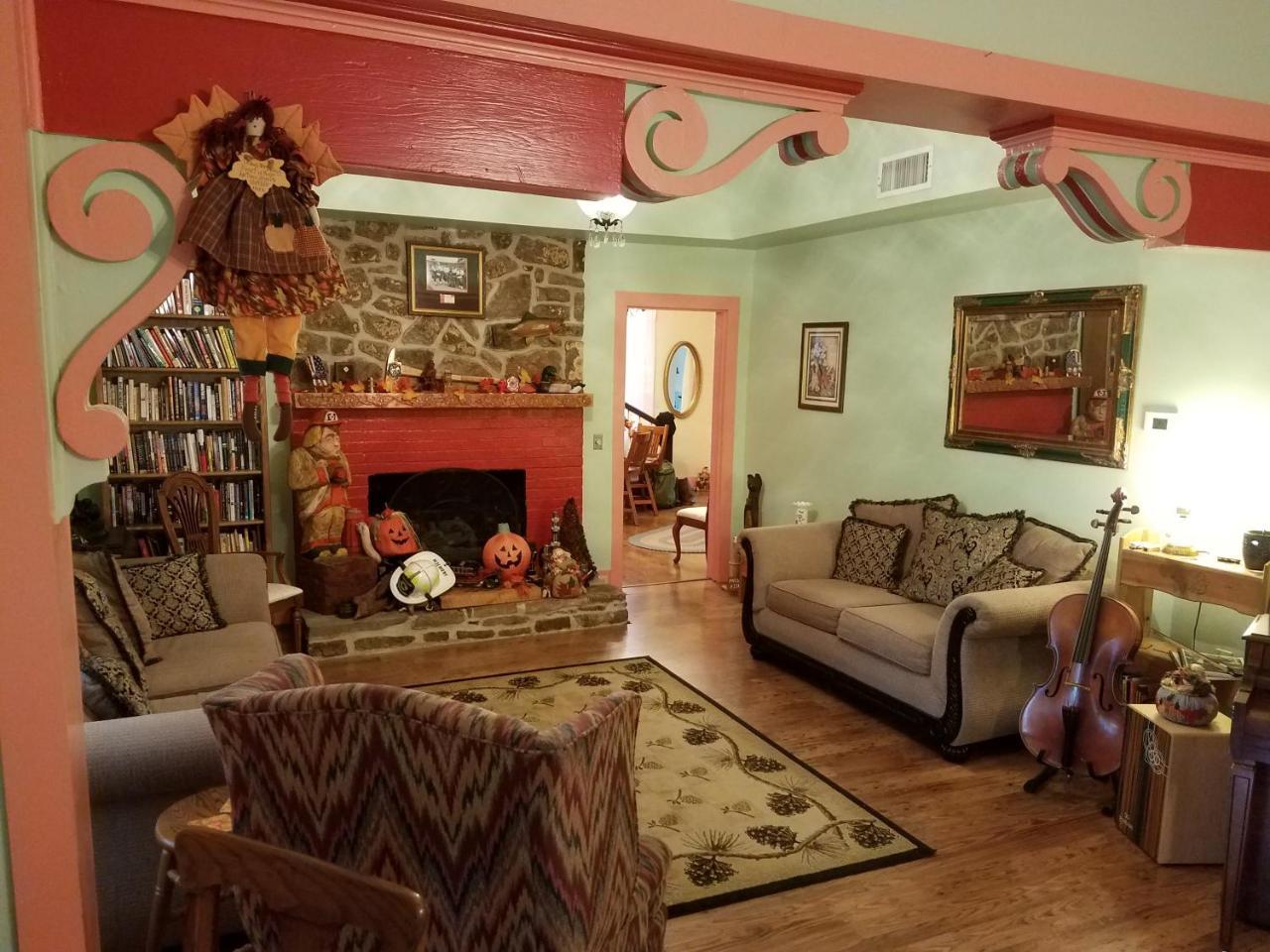 Ozark Country Inn 芒廷维尤 外观 照片