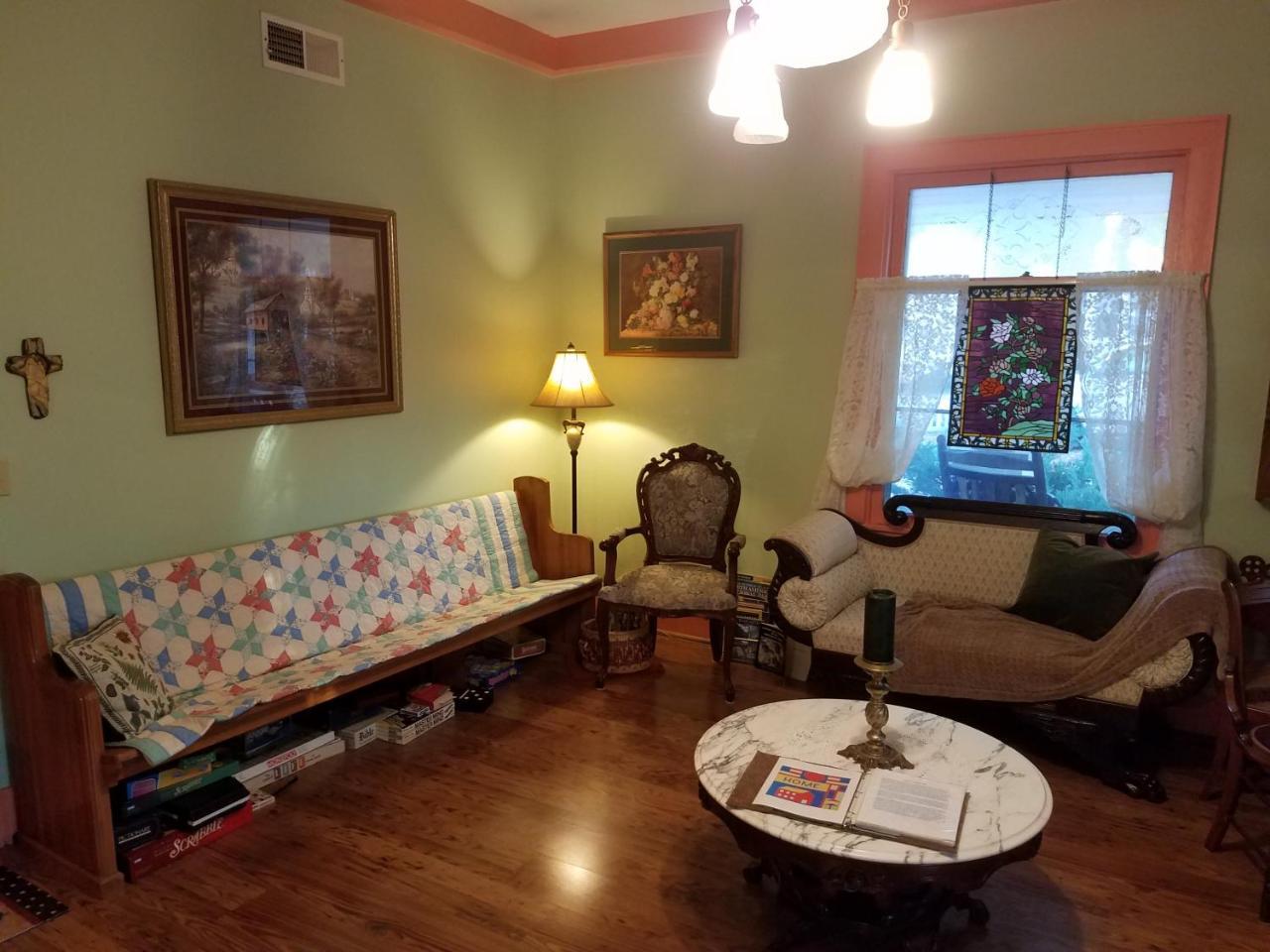 Ozark Country Inn 芒廷维尤 外观 照片